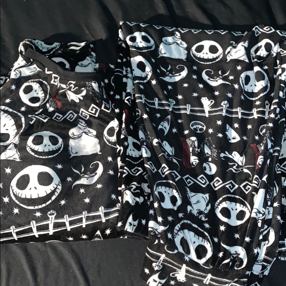 NBC PAJAMAS SET